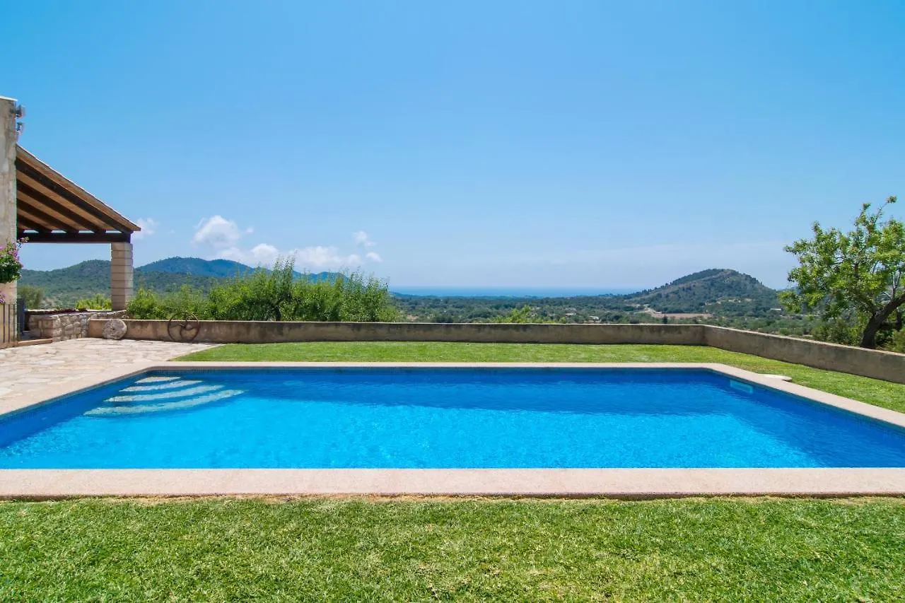 Finca Es Serva Son Servera  Villa